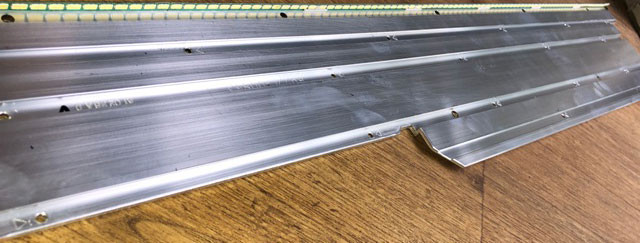 6920L-0001C, 6922L-0086A, 65LA965V-ZA